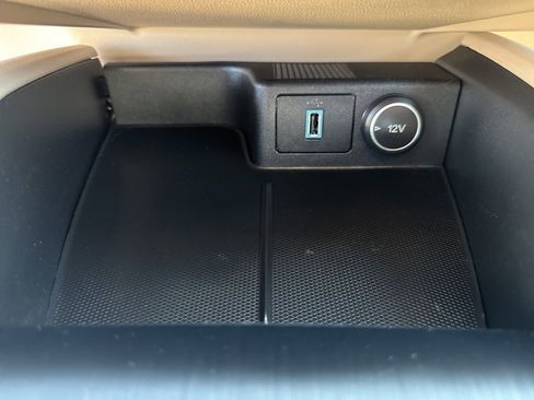 Used 2020 Ford Escape SEL image 35