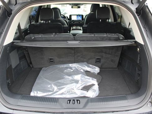 Used 2025 Lincoln Aviator Reserve w/ Equipment Group 201A AWD/4WD image 15