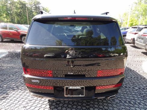 Used 2025 Hyundai Santa Fe Calligraphy image 8