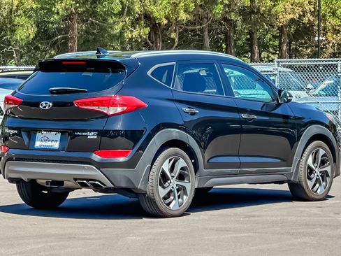 Used 2016 Hyundai Tucson Limited AWD/4WD image 3