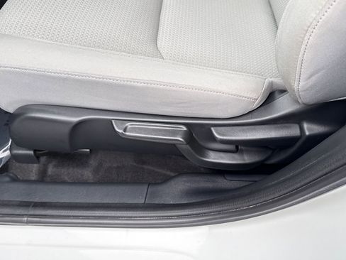 Certified 2022 Honda HR-V EX image 15