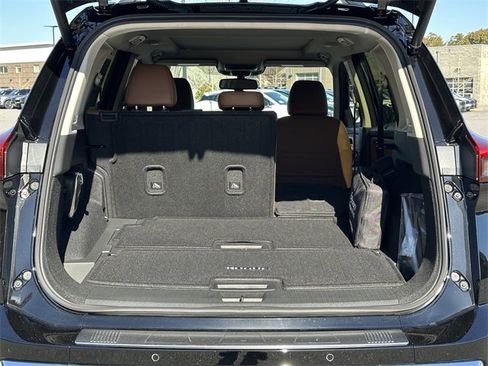 New 2026 Nissan Rogue Platinum image 12