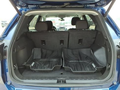 Used 2023 Chevrolet Equinox LT FWD image 8
