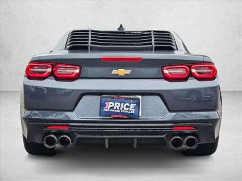 Used 2020 Chevrolet Camaro LT RWD image 6