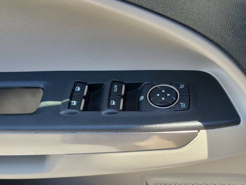 Used 2021 Ford EcoSport SE FWD image 15