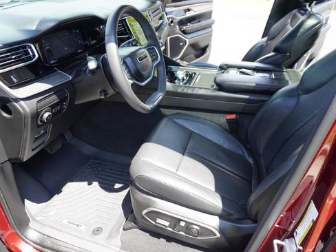 Used 2022 Jeep Wagoneer Series III w/ Premium Group I AWD/4WD image 24
