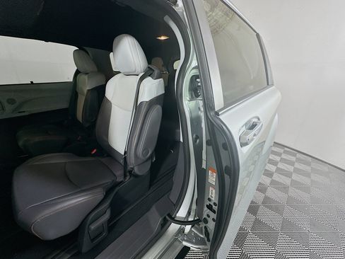 Certified 2023 Toyota Sienna XSE w/ XSE Plus Package FWD image 26