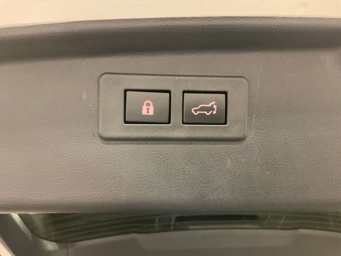 Used 2023 Subaru Outback Touring XT w/ Popular Package #2 image 26