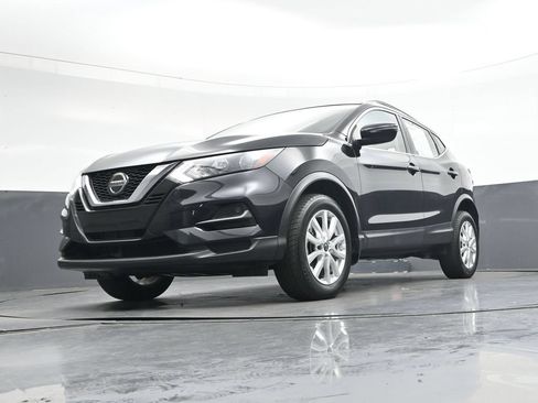 Used 2020 Nissan Rogue Sport SV FWD image 42