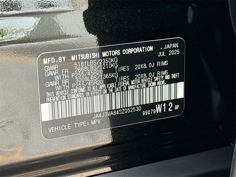 New 2025 Mitsubishi Outlander SE image 34