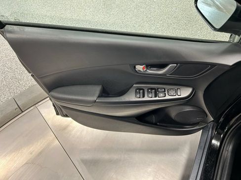 Used 2021 Hyundai Kona Ultimate w/ Cargo Package AWD/4WD image 14