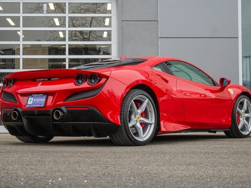 Used 2020 Ferrari F8 Tributo image 11