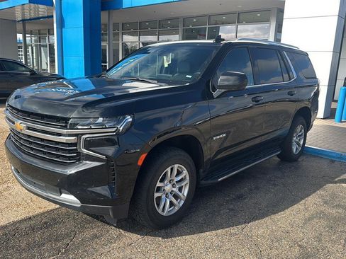 Used 2021 Chevrolet Tahoe LT image 2