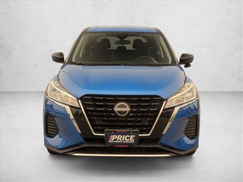 Used 2024 Nissan Kicks S FWD image 2
