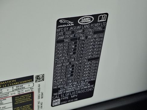 New 2026 Land Rover Range Rover Sport Dynamic SE AWD/4WD image 18