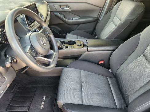 Used 2024 Nissan Rogue SV AWD/4WD image 13