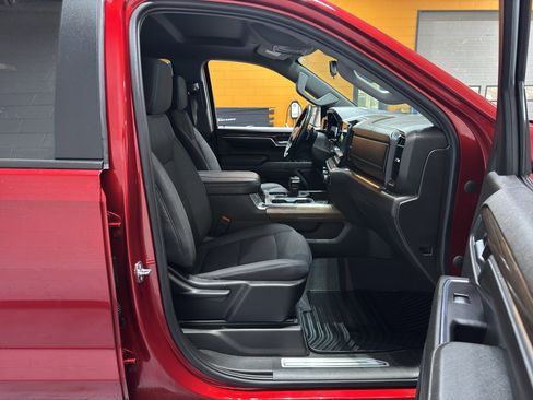 Used 2023 Chevrolet Silverado 1500 RST w/ Z71 Off-Road Package image 19