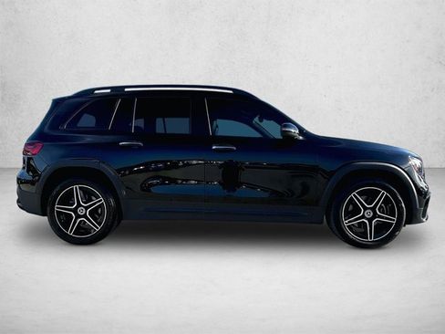 Used 2024 Mercedes-Benz GLB 250 image 5