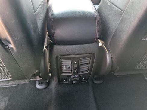 Used 2024 Dodge Durango GT AWD/4WD image 21