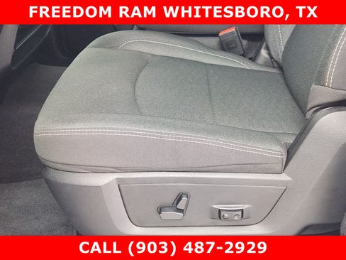 Used 2026 RAM 2500 Big Horn AWD/4WD image 17
