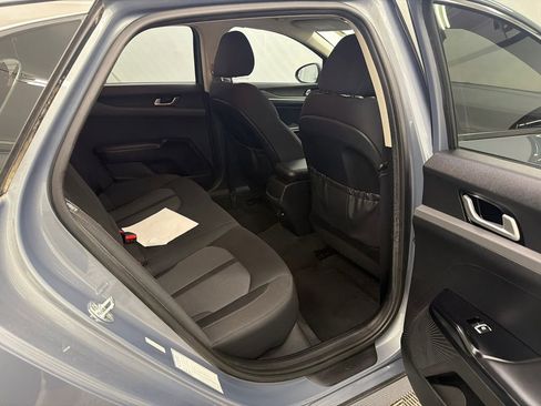 Used 2022 Kia K5 LXS FWD image 15