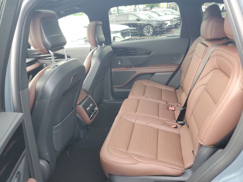 New 2026 Lincoln Nautilus Reserve w/ Jet Appearance Package AWD/4WD image 28