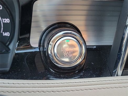 Certified 2022 Lincoln Corsair FWD image 17