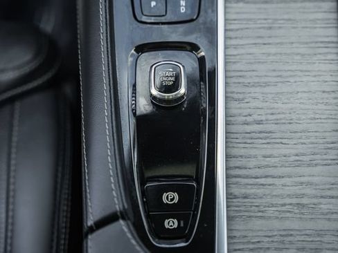 Certified 2023 Volvo XC90 T8 Ultimate w/ Protection Package Premier AWD/4WD image 26