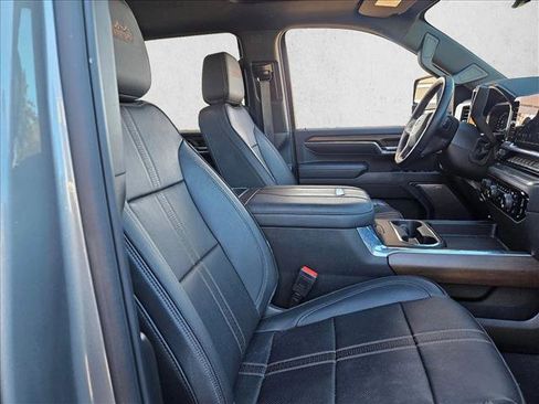 Used 2024 Chevrolet Silverado 2500 High Country w/ High Country Premium Package image 22