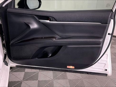 Used 2021 Toyota Camry XSE FWD image 24