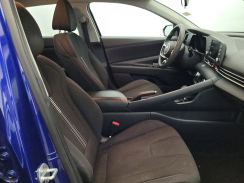 Used 2022 Hyundai Elantra SEL FWD image 21