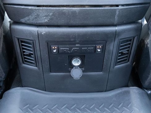 Used 2018 RAM 1500 Laramie w/ Convenience Group image 20