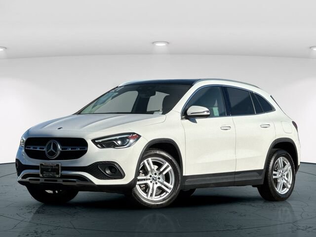 Used 2021 Mercedes-Benz GLA 250 4MATIC w/ Premium Package image 2