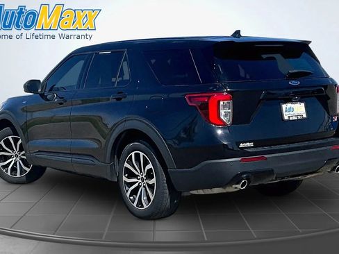 Used 2022 Ford Explorer ST-Line AWD/4WD image 5
