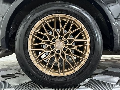 Used 2019 Ford F150 XLT w/ Equipment Group 302A Luxury image 17