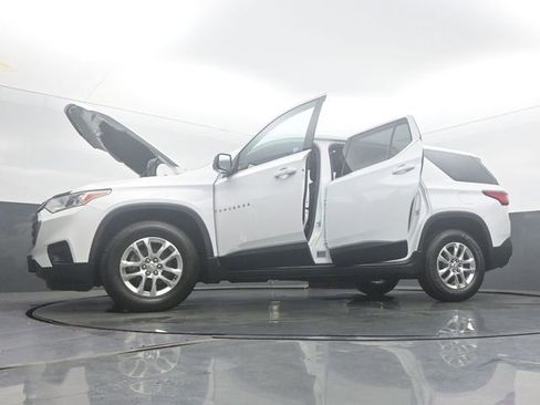 Used 2019 Chevrolet Traverse LS AWD/4WD image 59
