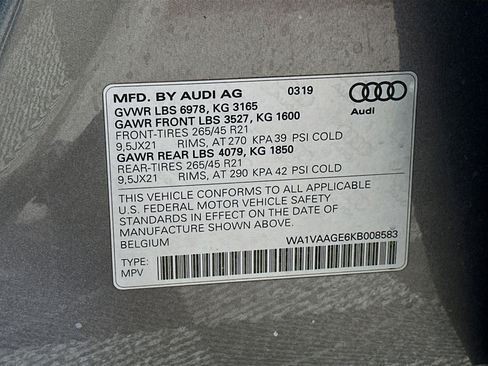 Used 2019 Audi e-tron Prestige w/ Prestige Package image 32