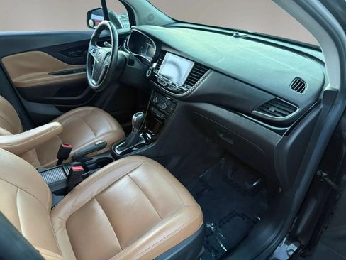 Used 2017 Buick Encore Essence FWD image 19