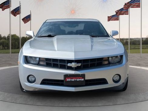 Used 2012 Chevrolet Camaro LT RWD image 2