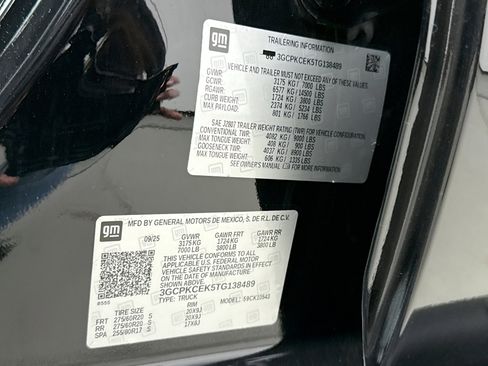 Used 2026 Chevrolet Silverado 1500 Custom Trail Boss w/ LPO, Dark Essentials Package image 13