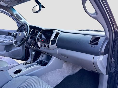 Used 2011 Toyota Tacoma PreRunner w/ TRD Sport Pkg image 24