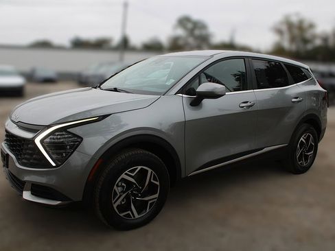 Certified 2024 Kia Sportage LX image 14