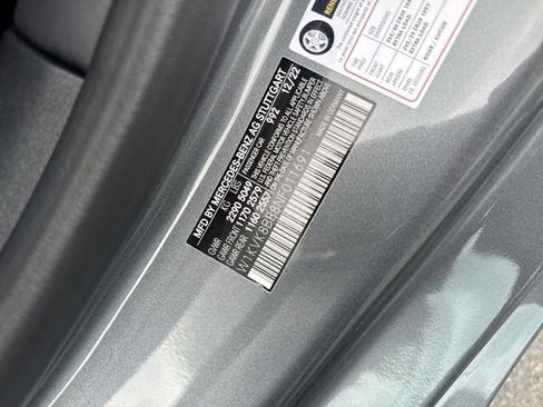 Used 2022 Mercedes-Benz SL 63 AMG 4MATIC w/ Driver Assistance Package image 32