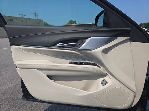 Used 2023 Cadillac CT4 Luxury w/ Sun And Sound Package RWD image 26