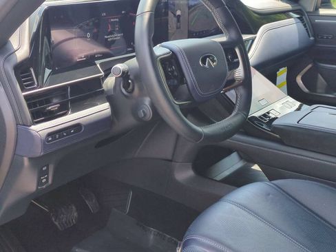 Used 2026 INFINITI QX80 4WD image 11