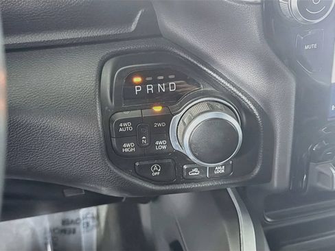 Used 2023 RAM 1500 Big Horn AWD/4WD image 18
