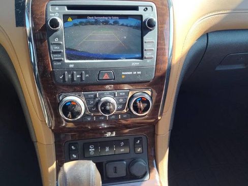 Used 2015 Buick Enclave Leather image 17