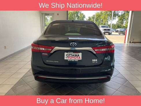 Used 2016 Toyota Avalon XLE Premium FWD image 7