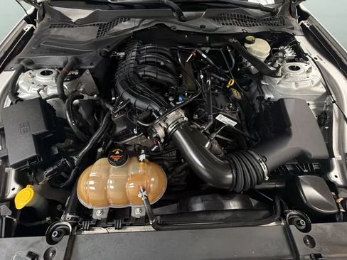 Used 2015 Ford Mustang Convertible w/ Equipment Group 051A RWD image 22