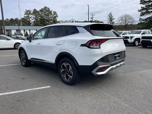 Certified 2025 Kia Sportage LX AWD/4WD image 7